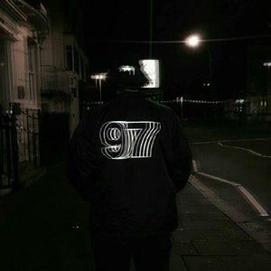 少妇小树林野战A片
